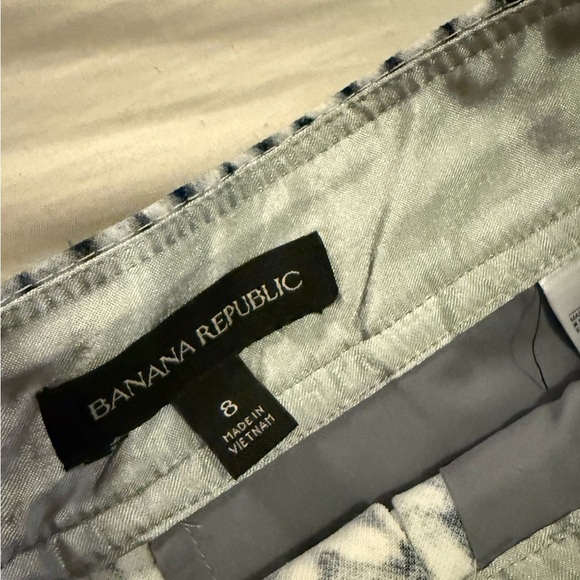 Banana Republic Black and White Patterned Skort - Picture 6 of 11